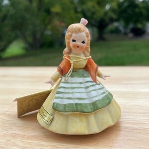 Josef Original Portugal Little International Bisque Figurine W Booklet